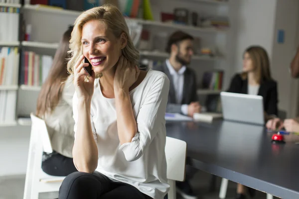 Young people in the office — Stock Photo, Image