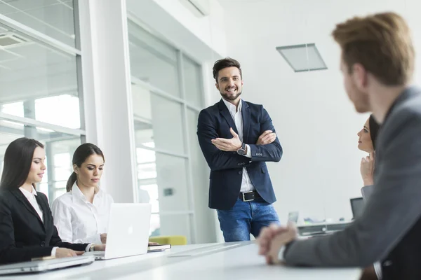 Young people in the office — Stock Photo, Image