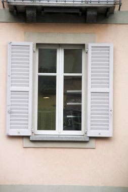 Como, İtalya penceresinden