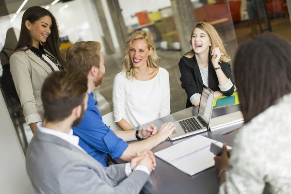 Young people in the office — Stock Photo, Image