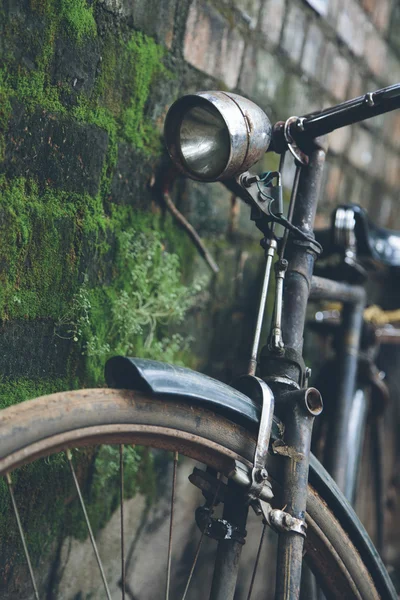 Old bike in Kerala — Stock Photo, Image