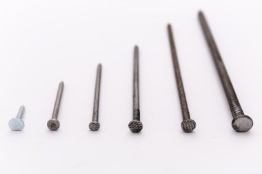 Beyaz üzerine vida seti