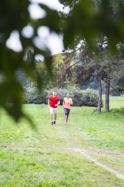 Parkta eğitim insanlar