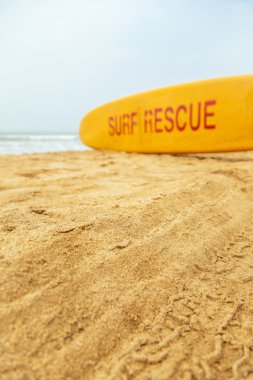 Sörf kurtarma işareti