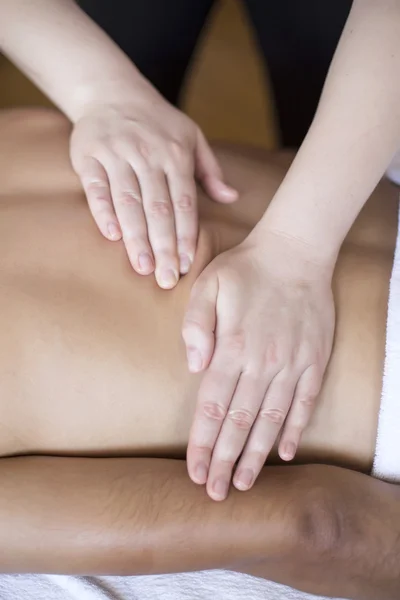 Homme ayant un massage — Photo