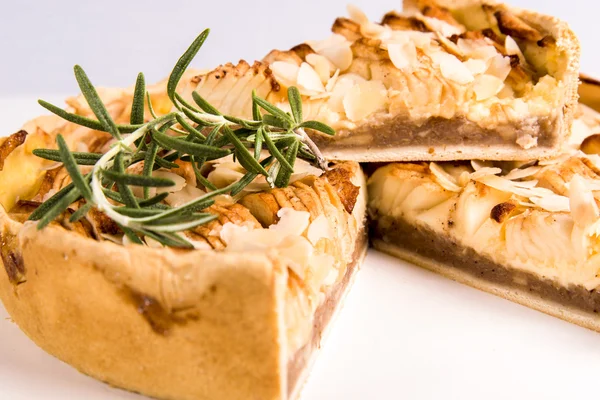 Gâteau aux pommes et cannelle — Photo