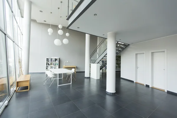 현대식 사무실 내부 — 스톡 사진