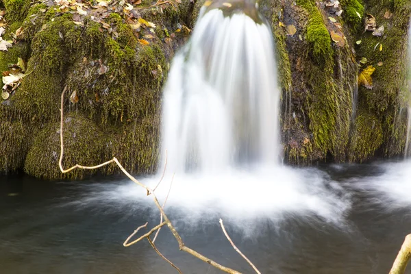Vue cascade d'eau — Photo