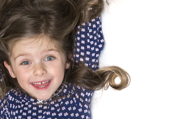 Kleines Mädchen im Spielzimmer — Stockfoto