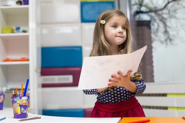 Girl drawing at playroom — Stock Photo, Image