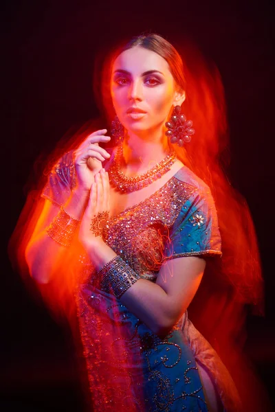 Retrato de arte de bela moda indiana — Fotografia de Stock