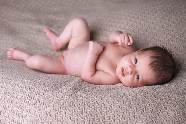Bayi yang baru lahir tidur dengan tenang — Stok Foto