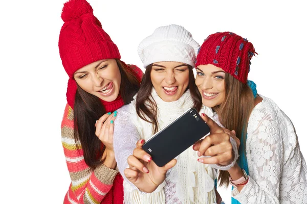 Amigos haciendo selfie. — Foto de Stock