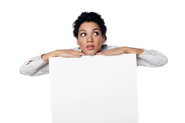 Business woman showing blank credit card — Stock Photo, Image