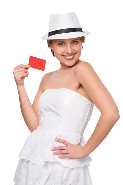 Summer woman showing credit card with copy space — Stock Photo, Image