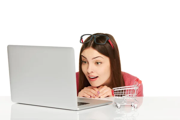 Concepto de compras online. — Foto de Stock