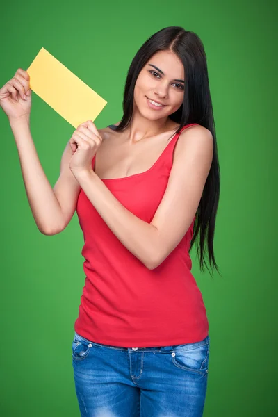 Chica sosteniendo banner de papel en blanco —  Fotos de Stock