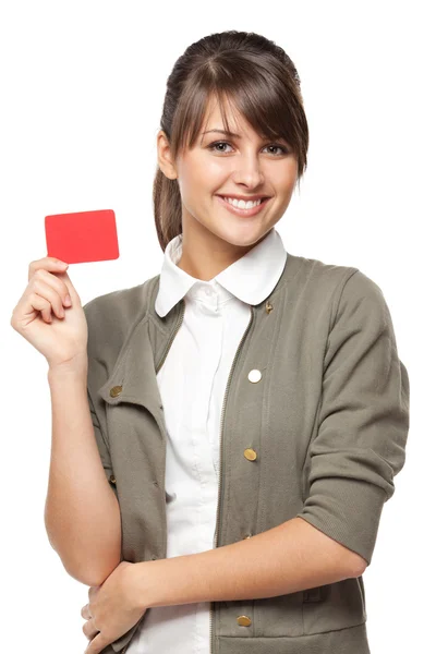 Lachende vrouw bedrijf bedrijfscreditcard — Stockfoto