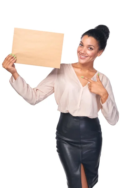 Smiling businesswoman with parcel — Stock Photo, Image
