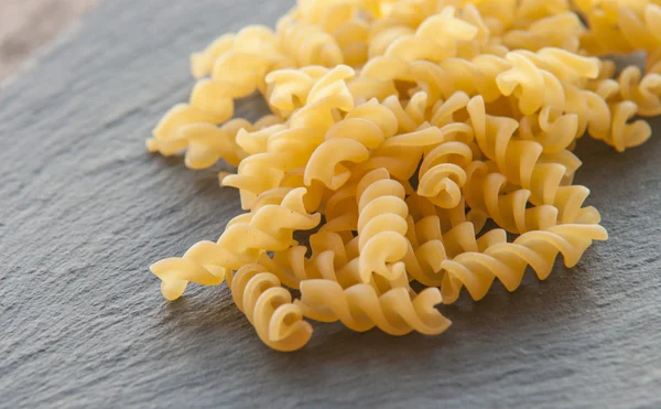 Makaron Fusilli sterty — Zdjęcie stockowe