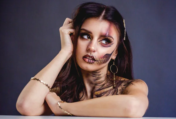 Halloween Totenkopf Make Beauty Studio Dunklen Hintergrund — Stockfoto