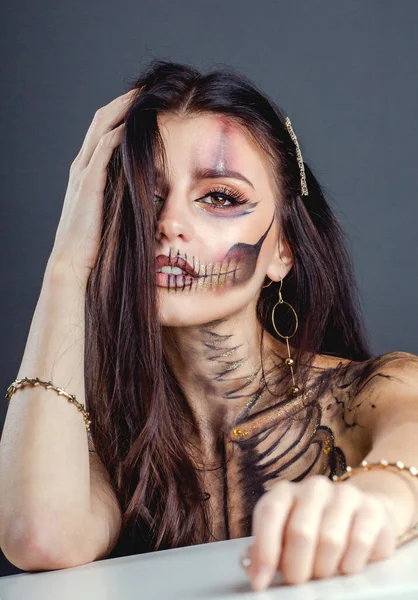 Halloween Totenkopf Make Beauty Studio Dunklen Hintergrund — Stockfoto