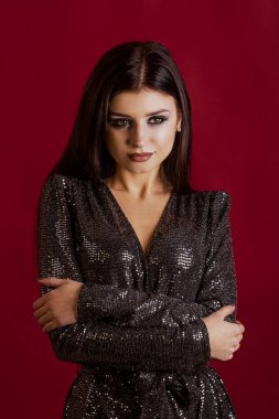 Cazibe makyaj partisi arıyor