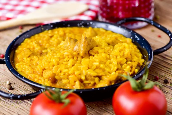 Spansk kyckling paella — Stockfoto