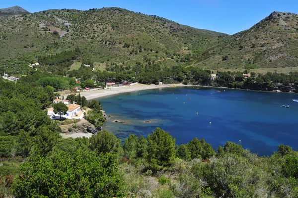 Cala Montjoi strand in Roses, Spanje — Stockfoto