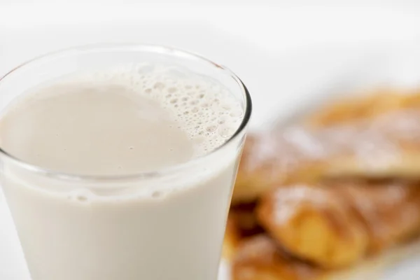 Horchata och fartons, typisk snacks i Valencia, Spanien — Stockfoto