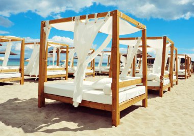 yataklar beach Club Ibiza, İspanya