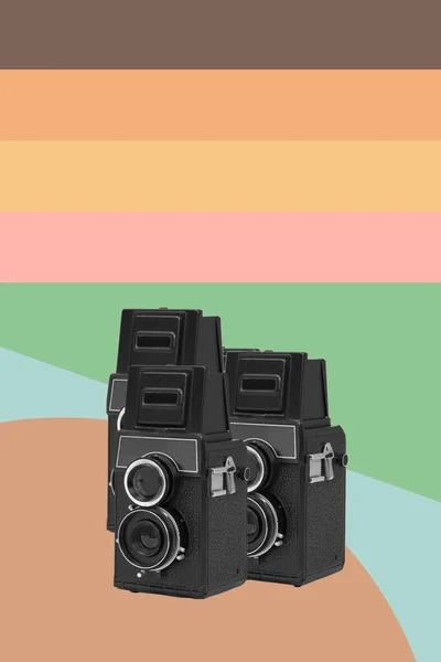 Bazı Siyah Retro Orta Format Film Kameraları Arkaplan Çizgili Farklı — Stok fotoğraf