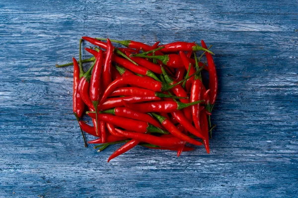 High Angle View Some Red Chili Peppers Arranged Rectangular Shape — Stock Photo, Image