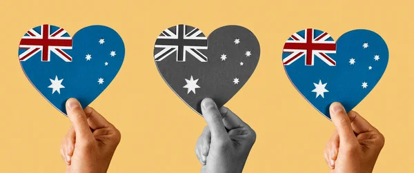 Tre Bandiere Australiane Forma Cuore Realizzate Con Ritagli Carta Diversi — Foto Stock