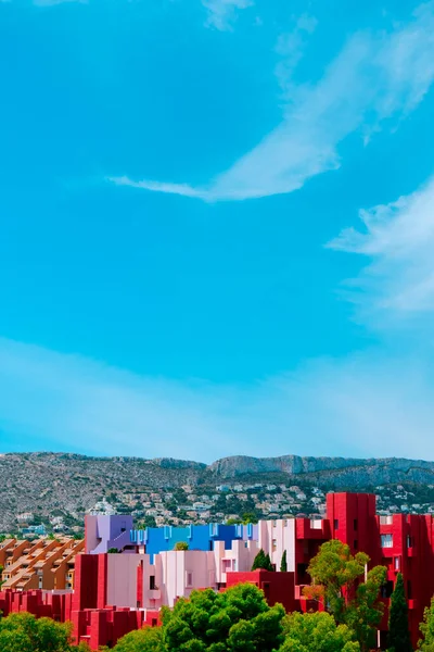 Calpe Espagne Août 2021 Vue Immeuble Coloré Muralla Roja Calpe — Photo