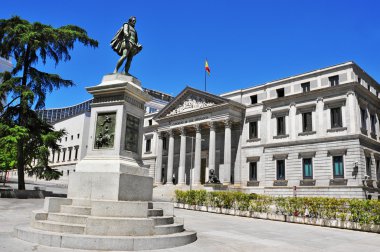 Plaza de las cortes ve milletvekillerinin de madrid İspanya Kongresi, 