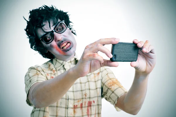 Zombie tirando uma selfie — Fotografia de Stock