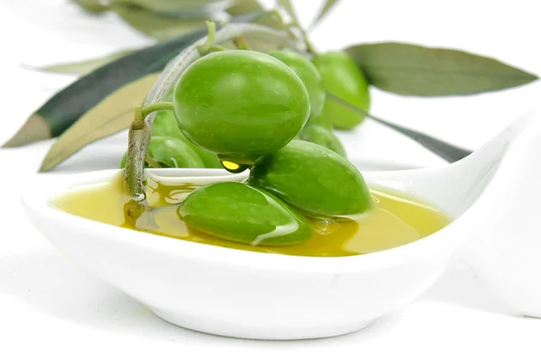 Olijven en olijfolie — Stockfoto