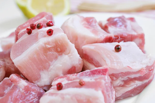 Chuletas de cerdo cortadas en cubitos — Foto de Stock