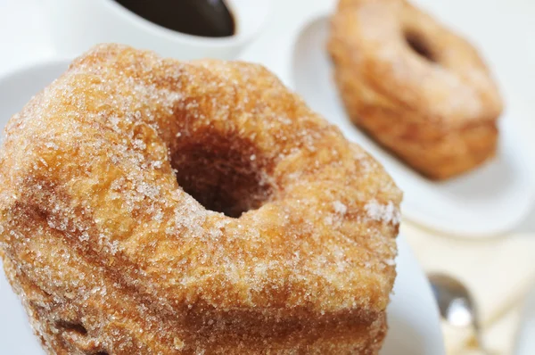 커피와 크루아상 도넛 과자 — 스톡 사진