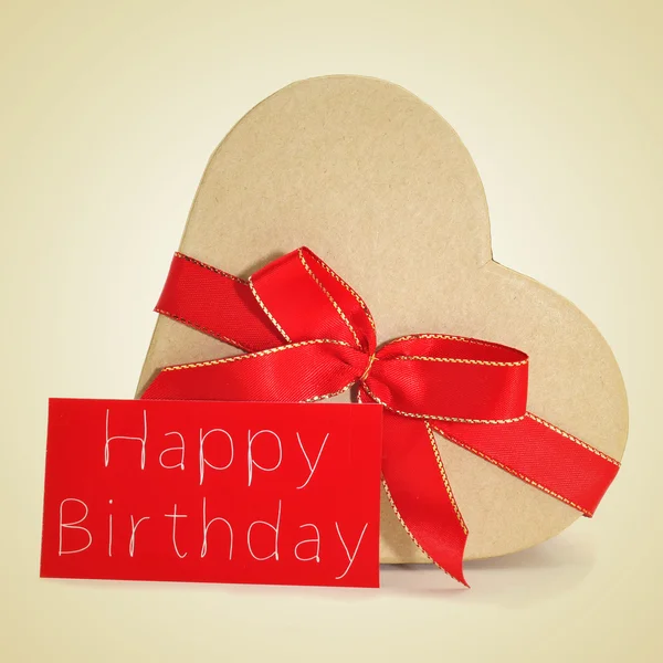 Cadeau et texte joyeux anniversaire en enseigne rouge — Photo