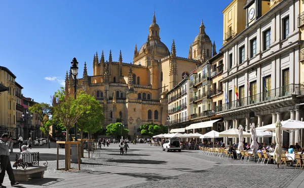 Plac Plaza Mayor i Katedra w Segovia, Hiszpania — Zdjęcie stockowe