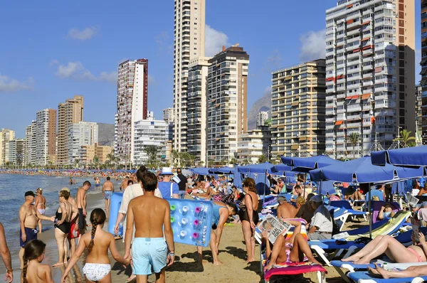 Levante Beach, em Benidorm, Espanha — Fotografia de Stock