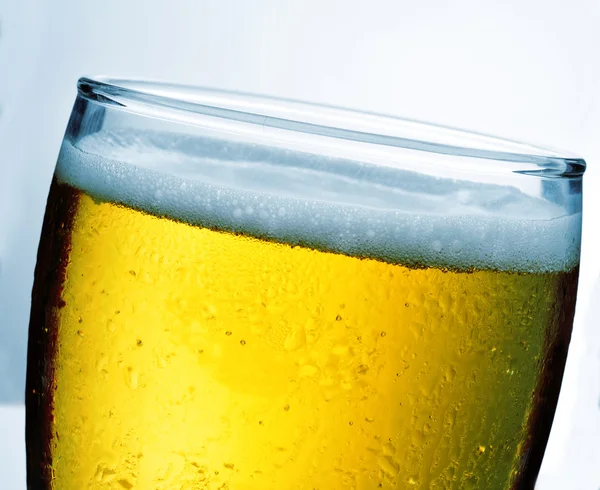 Birra rinfrescante da vicino — Foto Stock