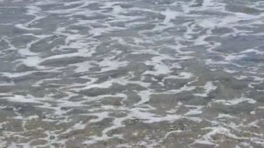 Deniz suyu, deniz köpüğü dalgalar ile bir sıçrama