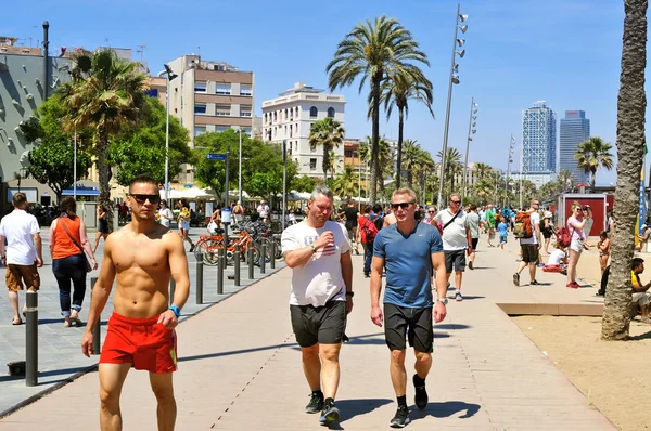 Παραλία της Barceloneta La στην Βαρκελώνη, Ισπανία — Φωτογραφία Αρχείου