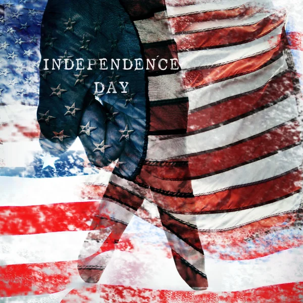 Texto día de la independencia y la bandera de los Estados Unidos — Foto de Stock