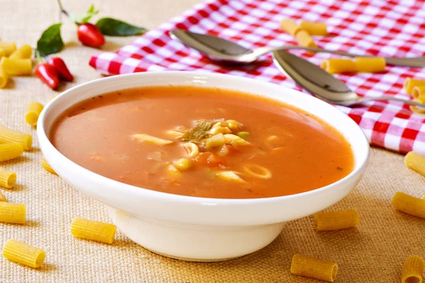 Minestron, typisk italiensk suppe – stockfoto