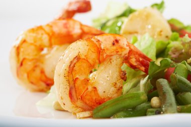 kaplan karides ızgara otlar ve baharatlar