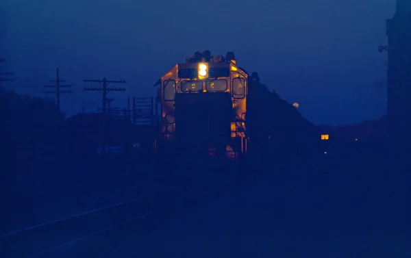 Tren nocturno — Foto de Stock